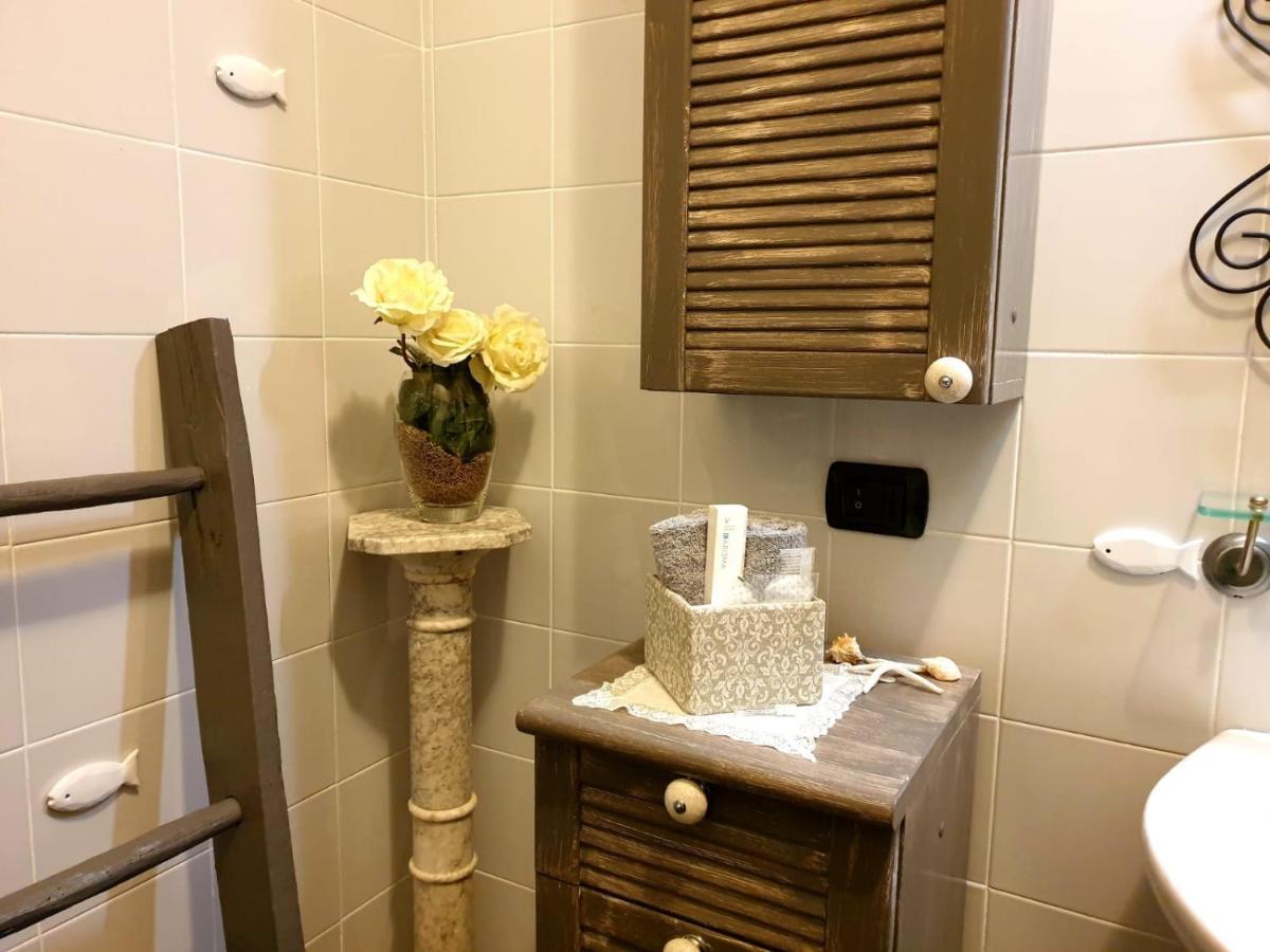 لافانيا B&B Le Bouganville المظهر الخارجي الصورة