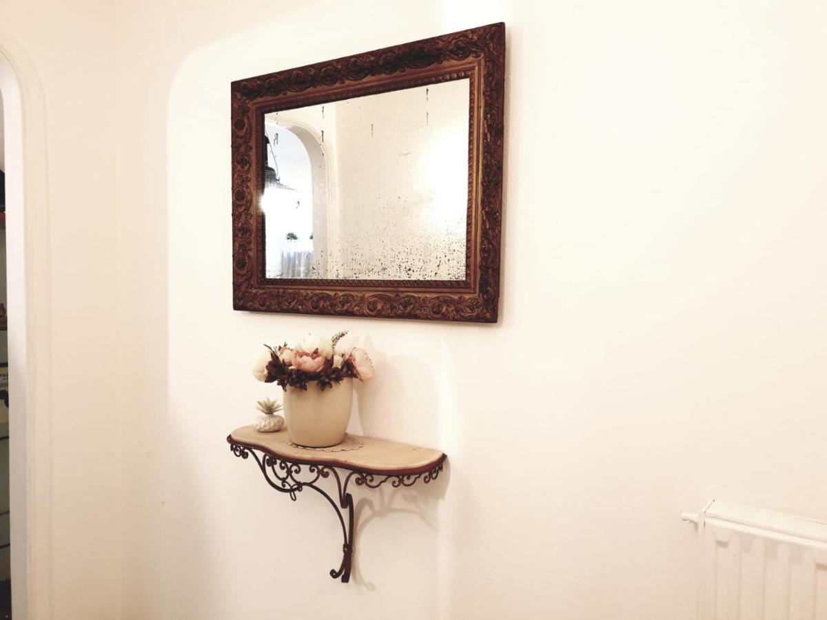 لافانيا B&B Le Bouganville المظهر الخارجي الصورة